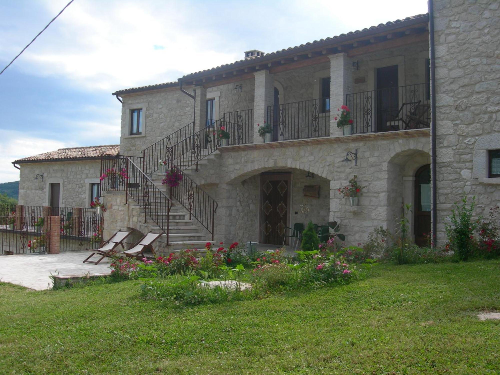 Vila Agriturismo Borgo San Martino Abbateggio Exteriér fotografie