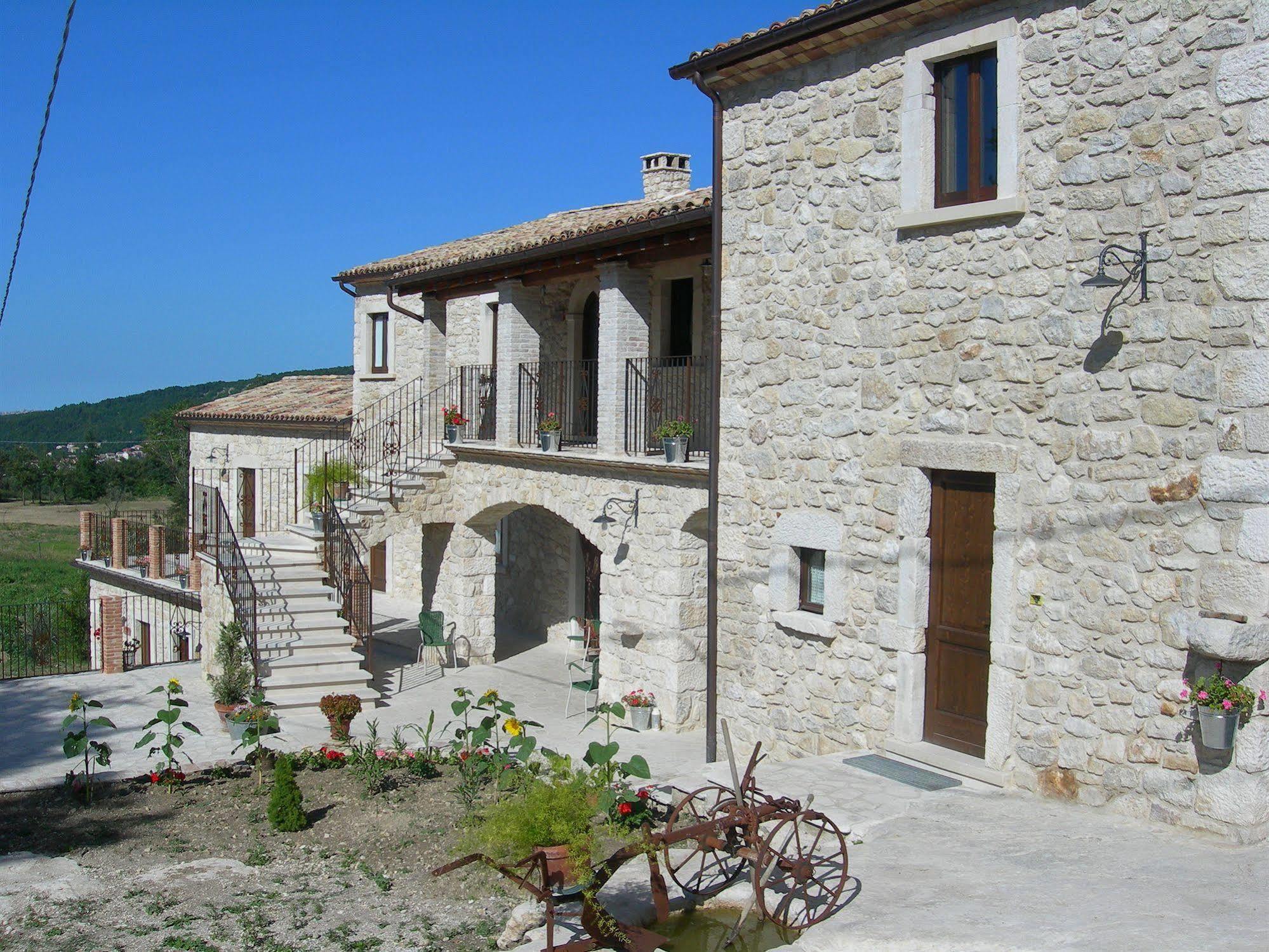 Vila Agriturismo Borgo San Martino Abbateggio Exteriér fotografie